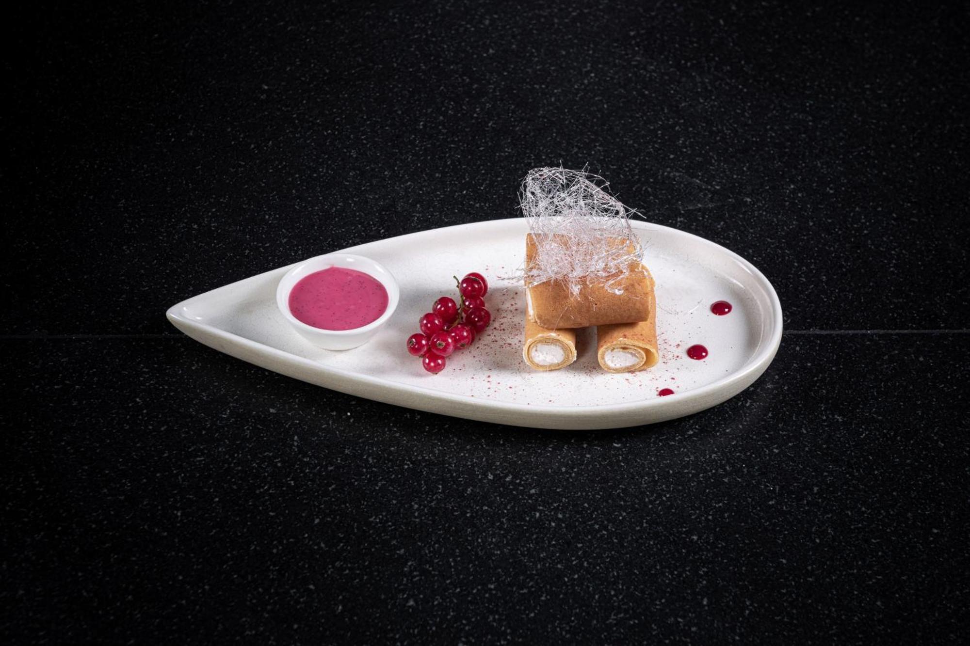 The St. Regis Astana Hotel Ngoại thất bức ảnh A dessert